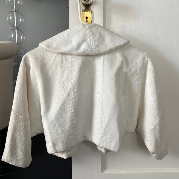 Vintage White Rabbit Batwing Fur Jacket - Small - Picture 5 of 5
